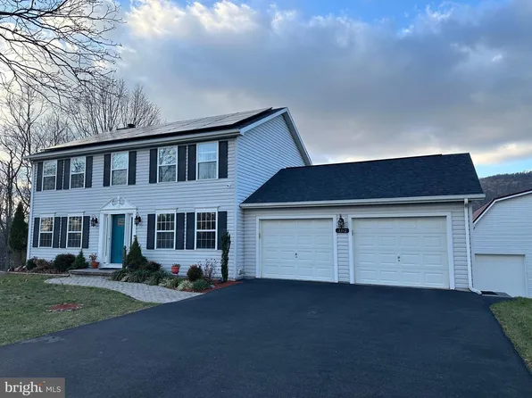 382 Ridgewood Dr, Fort Ashby, WV 26719