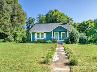 648 Chimney Rock Rd, Rutherfordton, NC 28139