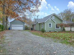 3941 Cresthaven Dr, Waterford, MI