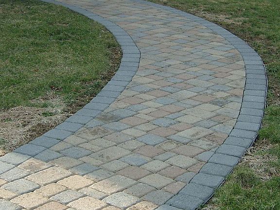 PAVER WALK WAY