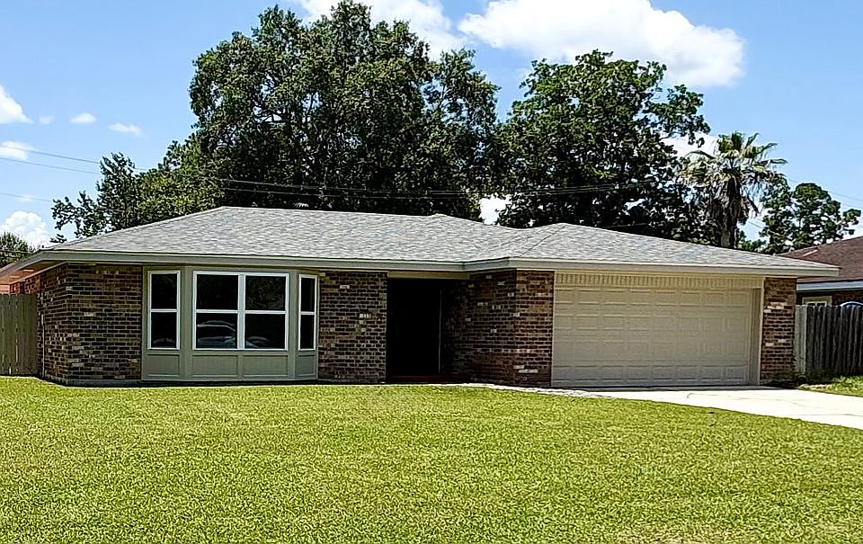 1st image of 115 Lafitte Dr
