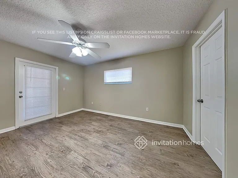 1318 Lake Idamere Blvd — Photo 8