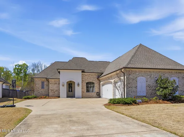 113 Dixon Run, Madison, MS 39110