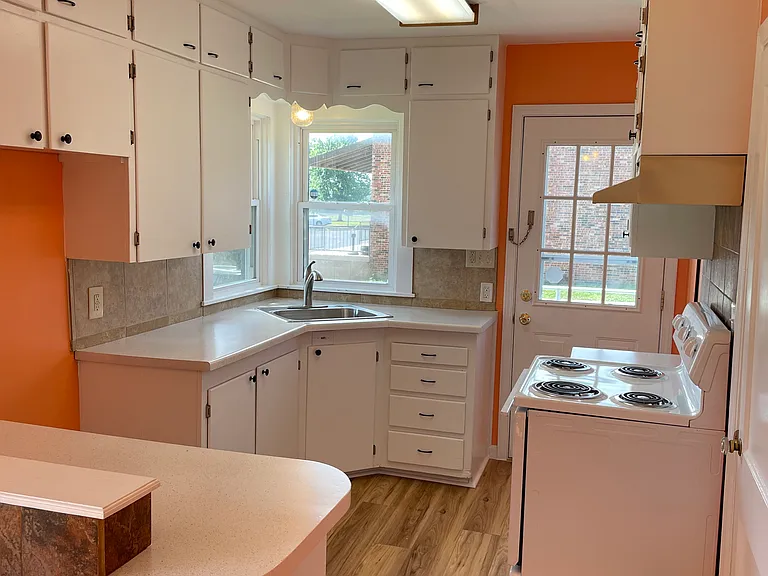 803 N Concord Ave — Photo 18