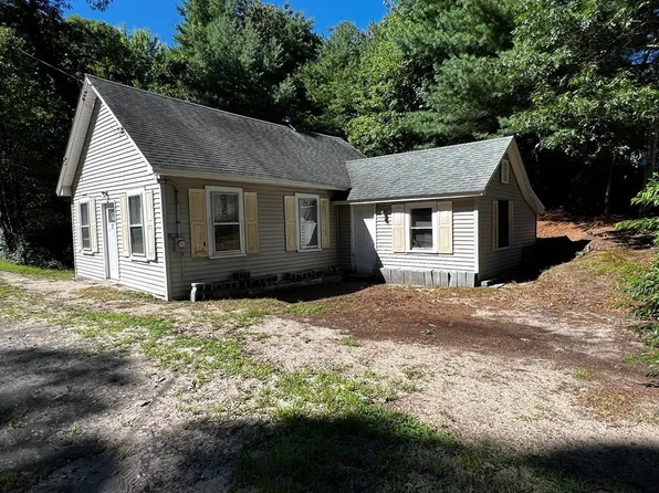 37 Head Of The Bay Rd, Bourne, MA 02532