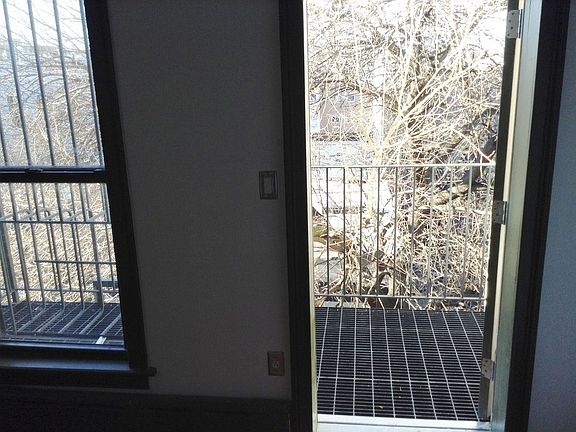 2nd image of 259 Melrose St #3B
