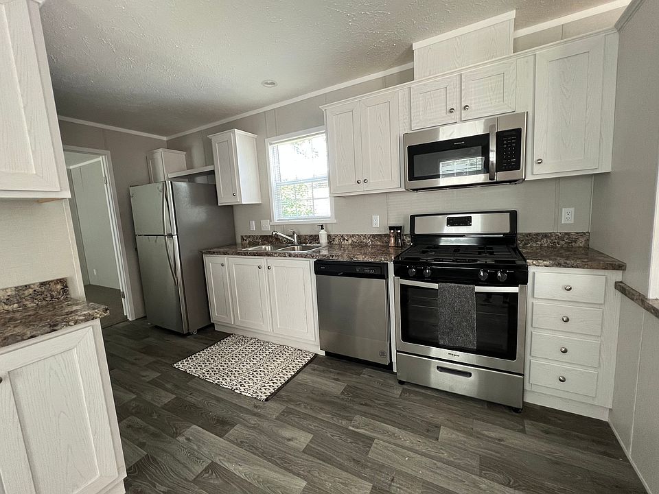 1st image of 5213 Tokay Dr #101
