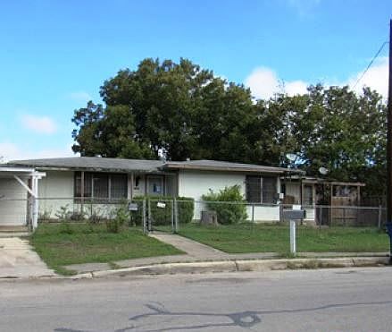 1st image of 235 Drury Ln