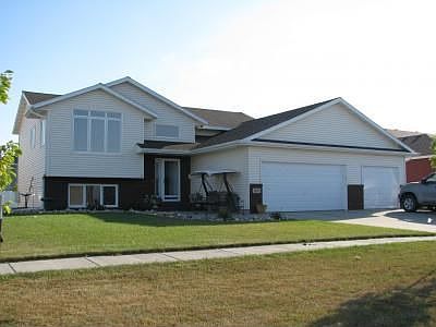 2nd image of 1029 36th Ave W