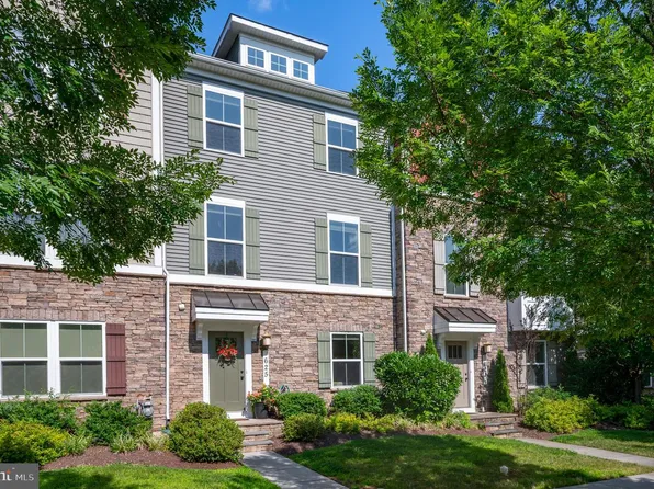 625 Potomac View Pkwy, Brunswick, MD 21716