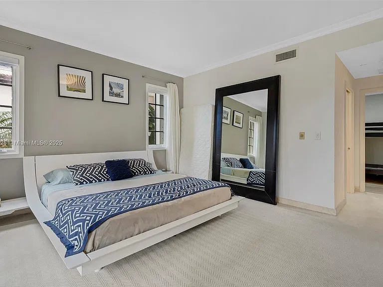 19227 Fisher Island Dr #19227 — Photo 15