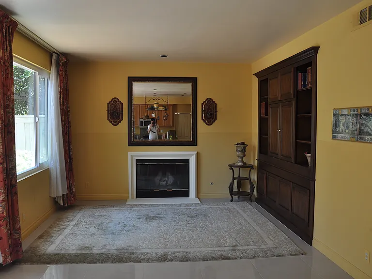 12 Del Cambrea — Photo 11