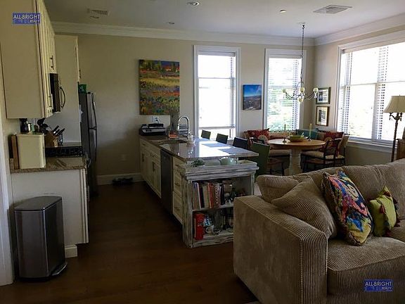 3rd image of 20 Englewood Ave #3016