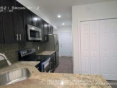 1621 Brown St #2 — Photo 13
