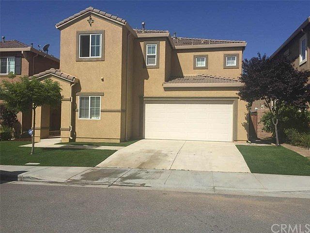 1st image of 2731 Lily St