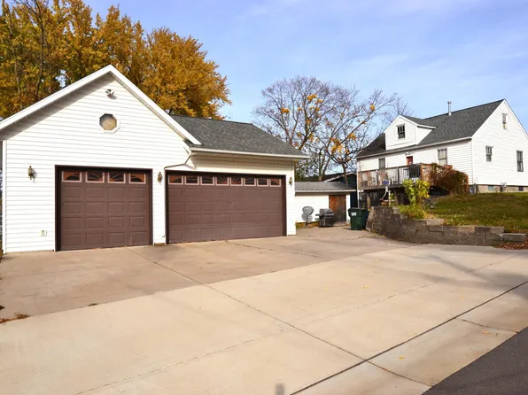 127 2nd Ave SW, Lonsdale, MN 55046