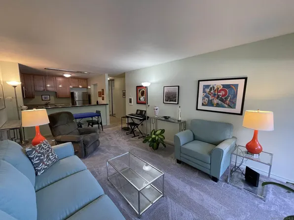 3030 Suncrest Dr Unit 416, San Diego, CA 92116