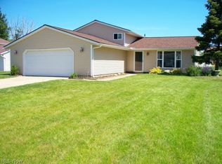 35342 Chaucer Ct, North Ridgeville, OH 44039