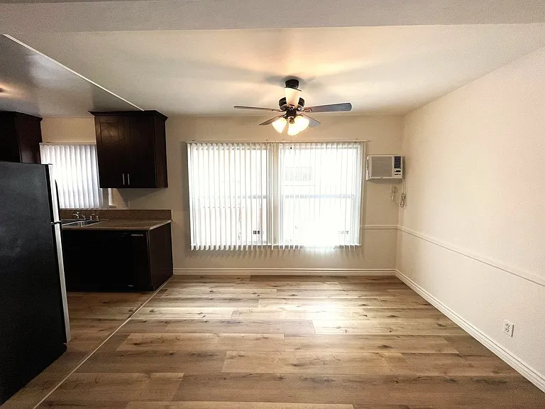 3565 Sepulveda — Photo 13