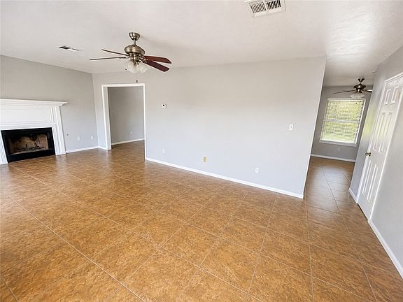 3rd image of 2001 Broken Arrow Cir