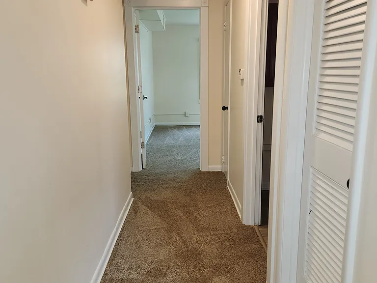8 Quarry Ct — Photo 11