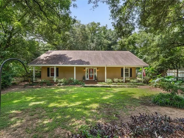 204 Bayou Ave E, Satsuma, AL 36572