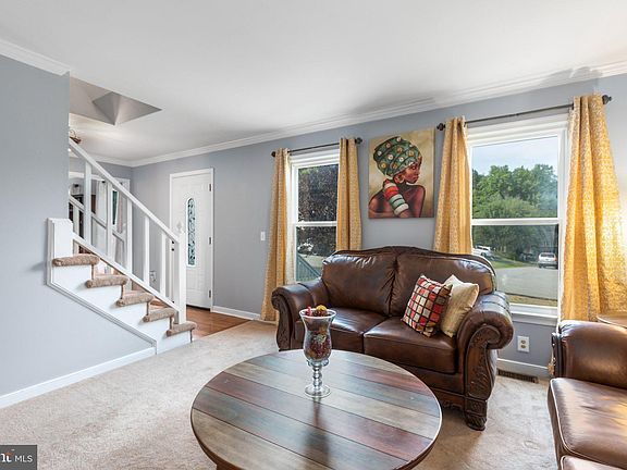 5th image of 6816 Red Rose Village Dr