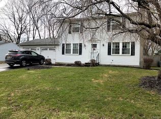 7368 Tomwood Dr, Liverpool, NY 13090