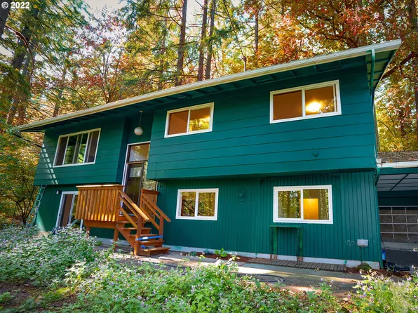 17431 SE Forest Hill Dr, Damascus, OR 97089