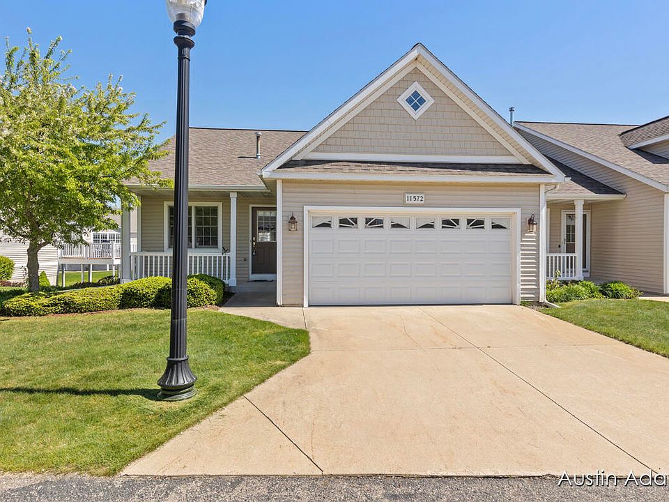 1st image of 11572 N Lake Dr