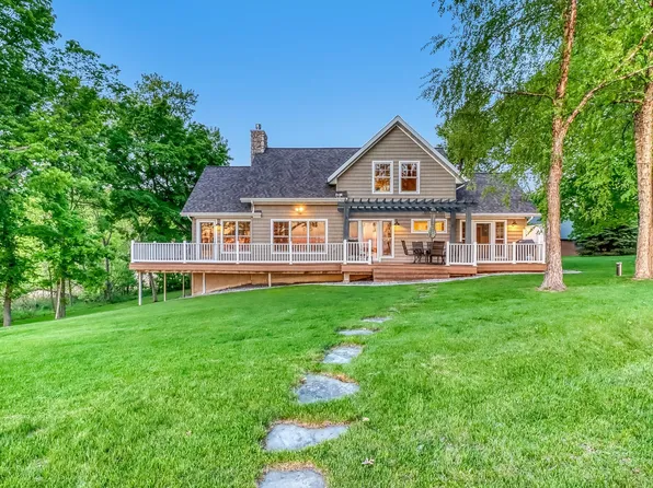 42429 E Big McDonald Dr, Dent, MN 56528