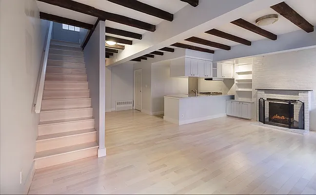 Rented by Voro New York | media 19