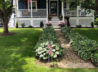 20 Bow St, Melrose, MA 02176