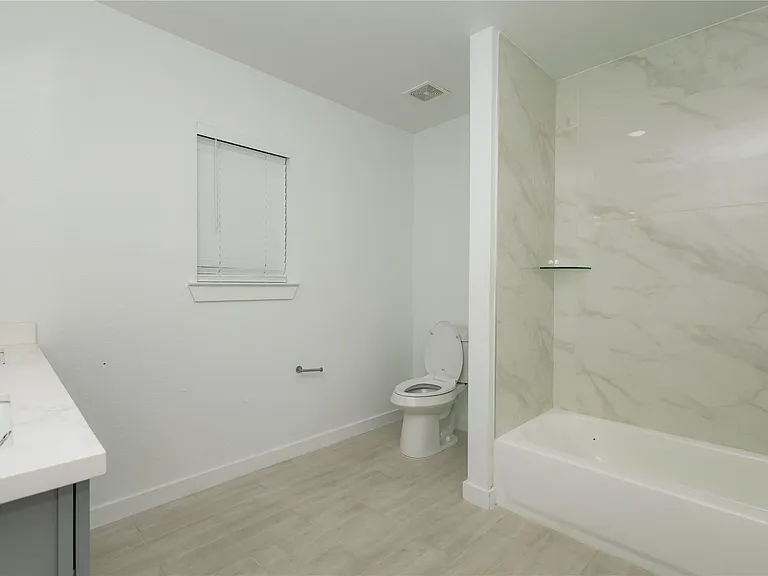 2202 4th St — Photo 18