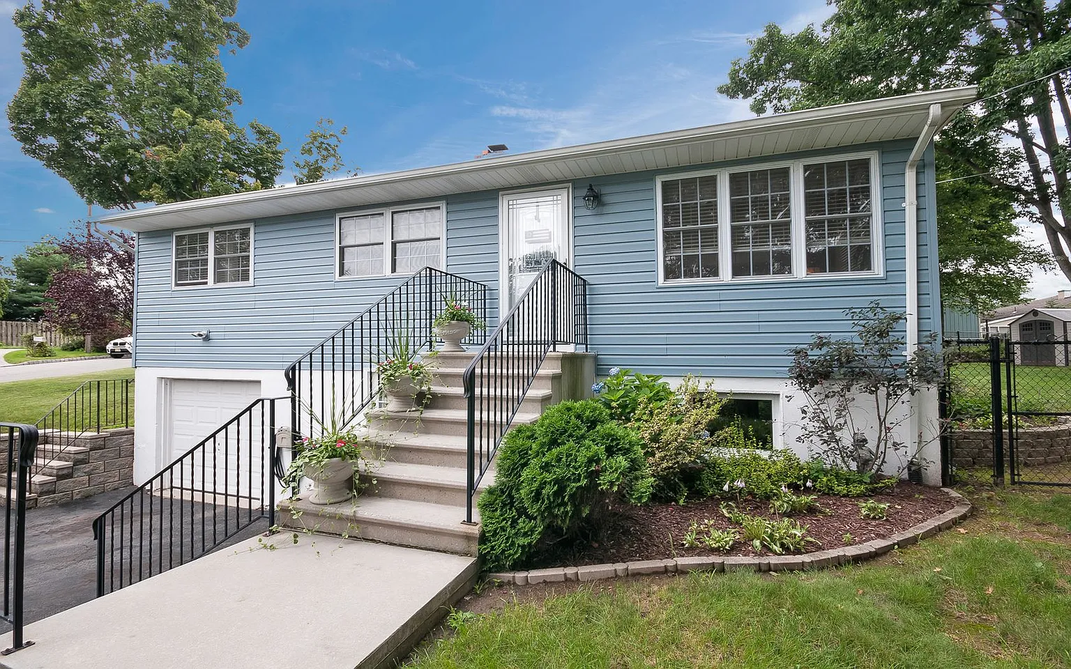 13 Hopatcong Ave photo 1
