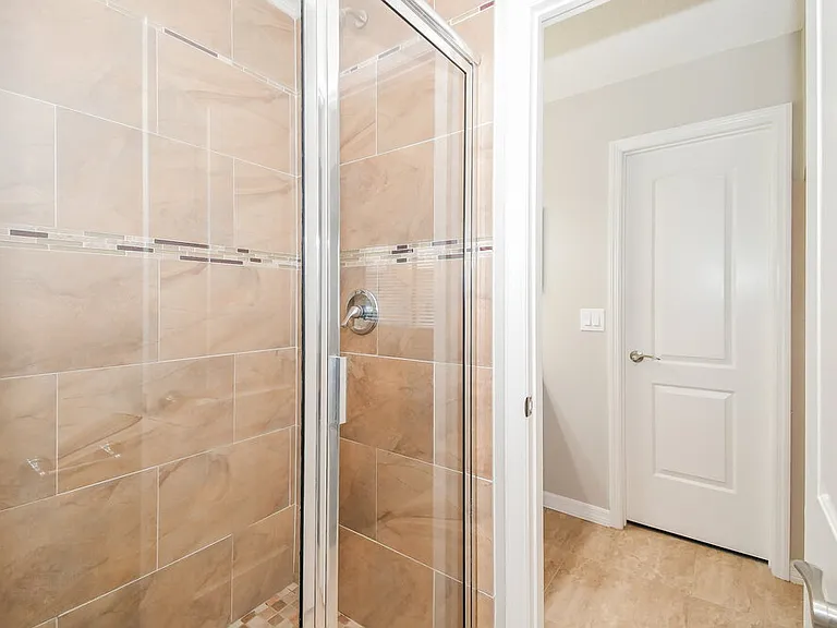6020 Pine Ave — Photo 15
