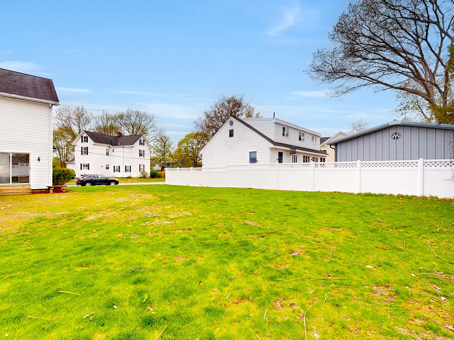 3 bed, 1678 sqft, $4,200 — Photo 3