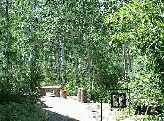 5th image of 3122 Aspen Wood Ln