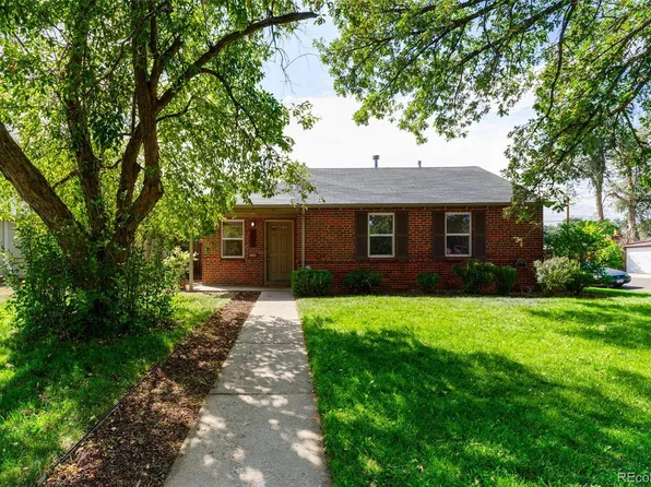 1097 Leyden Street, Denver, CO 80220