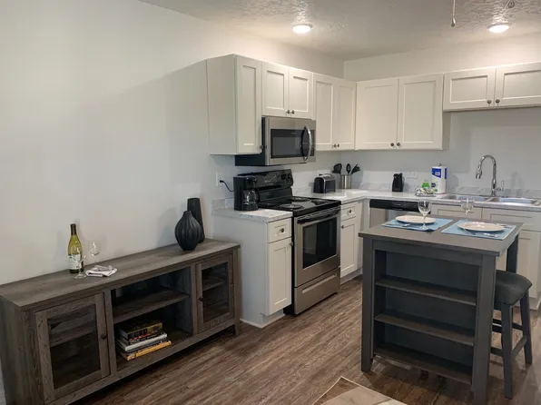 2501 Martin Luther King Blvd #B, Clovis, NM 88101