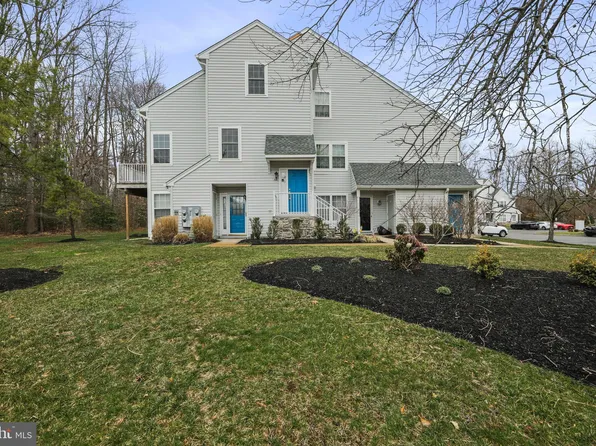 604 Quail Rd, Marlton, NJ 08053