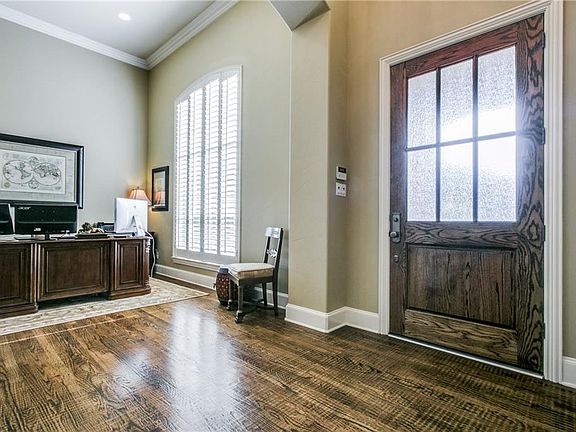5th image of 5117 Connors Dr
