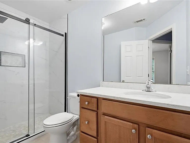 2922 Ashlyn Pointe Dr — Photo 20
