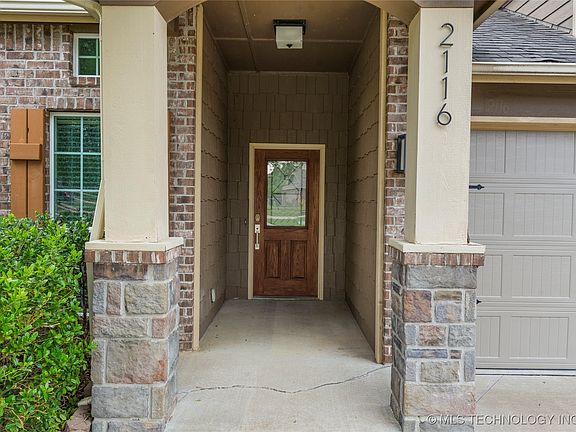 4th image of 2116 E 133rd Ct