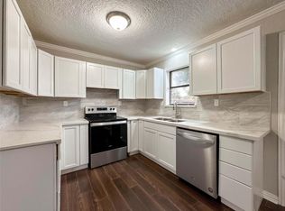 1706 Avenue A, Danbury, TX 77534