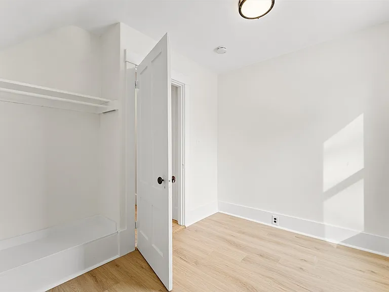 107 Water St #107 — Photo 25