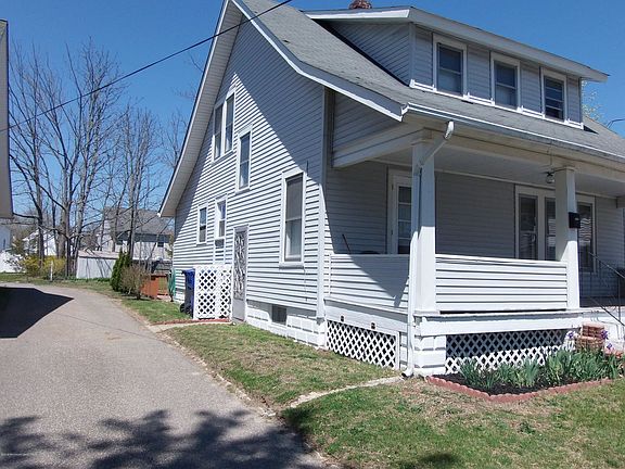 2nd image of 129 Lien St