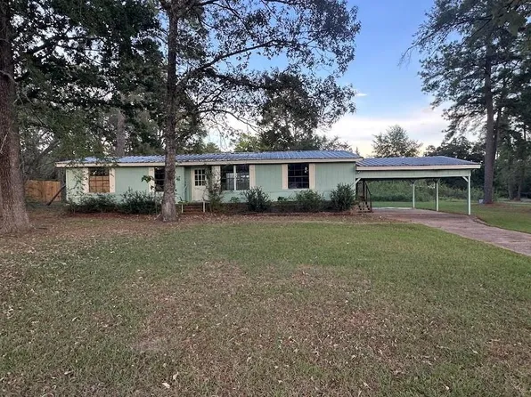 120 Greenridge Cir, Lufkin, TX 75904