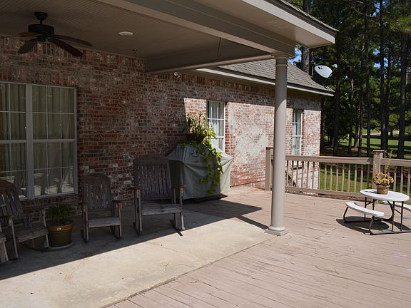 Covered Porch/Deck