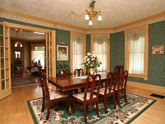 4th image of 603 E Court St